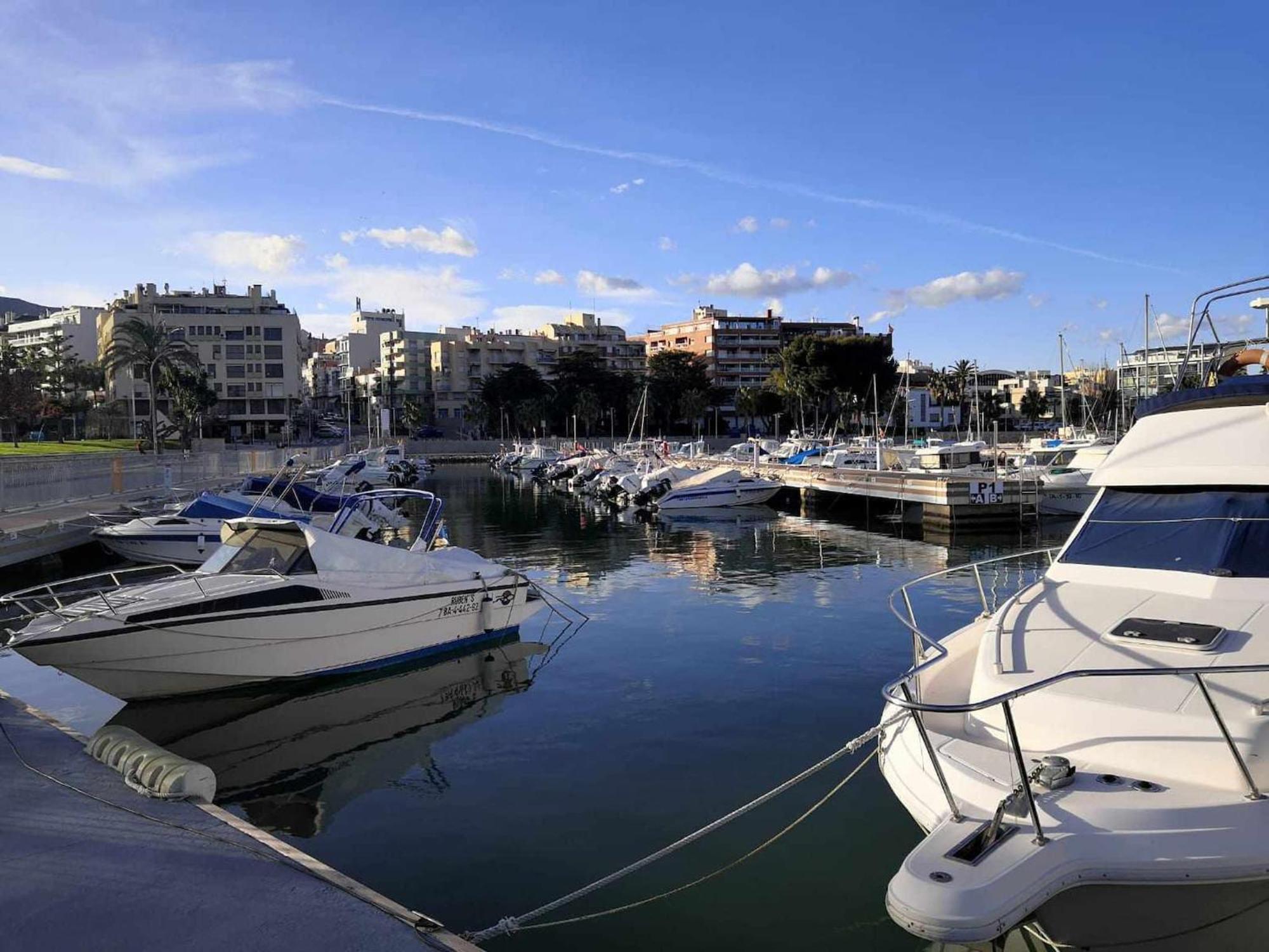 Apartment A H Carles Iii 150mtrs Playa Sant Carles De La Rapita